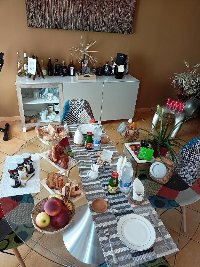 Il Faggio 17 B&B Артена Екстериор снимка