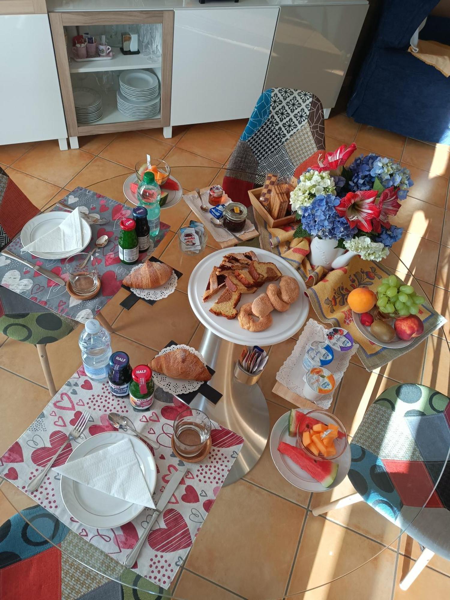 Il Faggio 17 B&B Артена Екстериор снимка